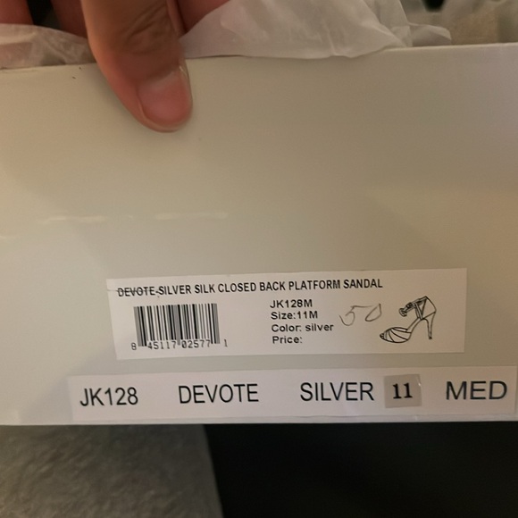 Silver Silk closed back platform sandals w/ black & silver embellished ankle - Picture 5 of 5